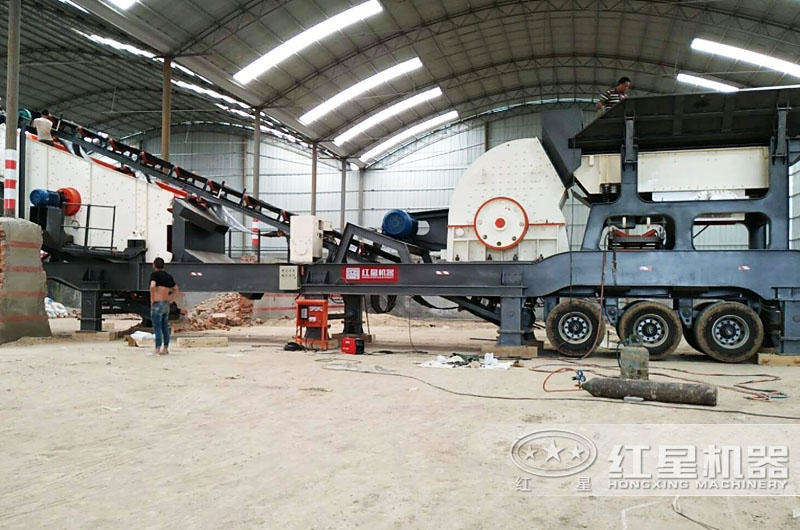 一飽眼福！四條時產(chǎn)200噸的機(jī)制砂生產(chǎn)線作業(yè)現(xiàn)場